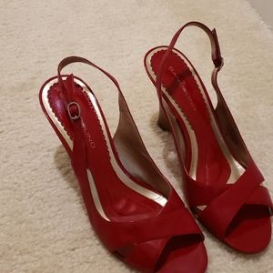 Bandolino red patent leather sandals wedge heel 9M